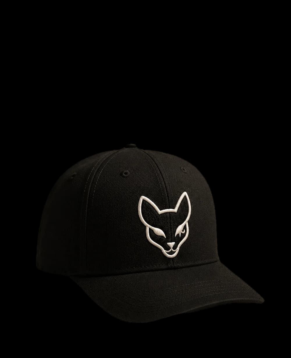 Black Xintu cap with the cat mark embroidered in bone-coloured thread